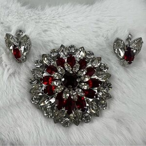 Vintage Jay Kel Original Brooch and Screw Back Earring Set